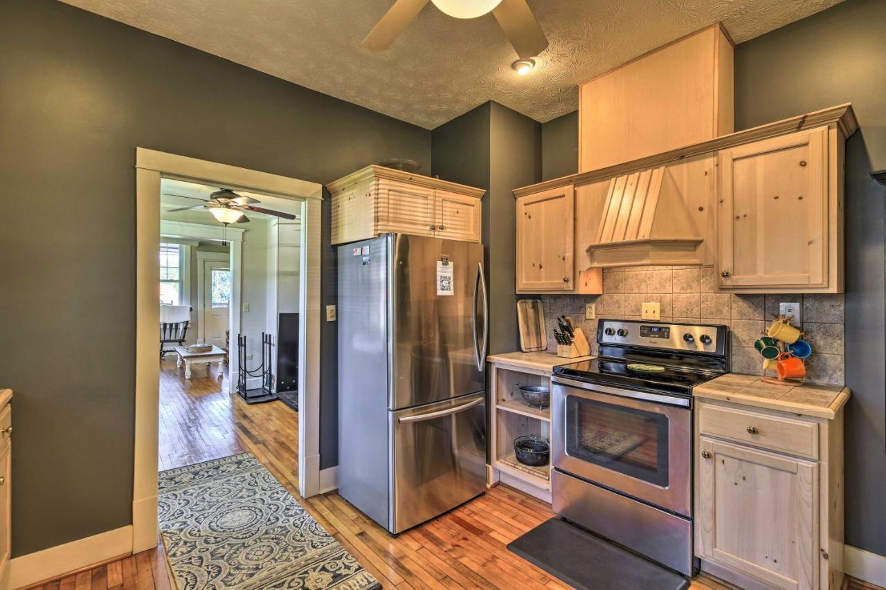 Cozy Damascus Cottage With Porch And Trail Access! Εξωτερικό φωτογραφία